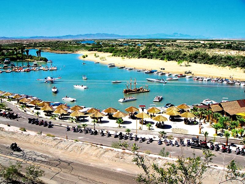 Pirate Cove Resort & Marina Нідлс Екстер'єр фото