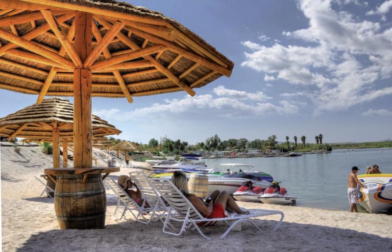 Pirate Cove Resort & Marina Нідлс Екстер'єр фото